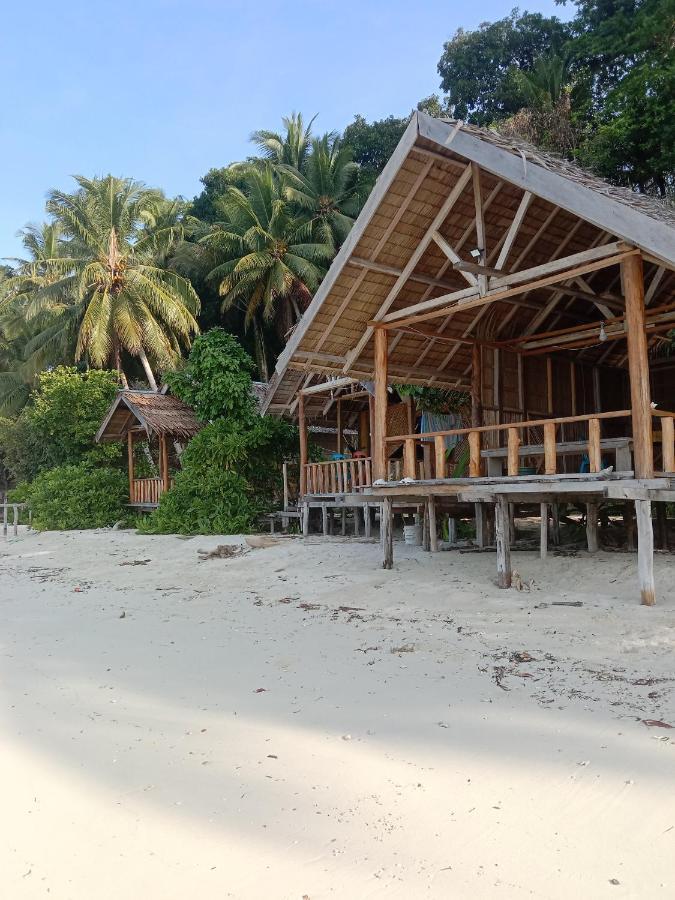 Amfriwen Homestay Yennanas Besir Exteriör bild