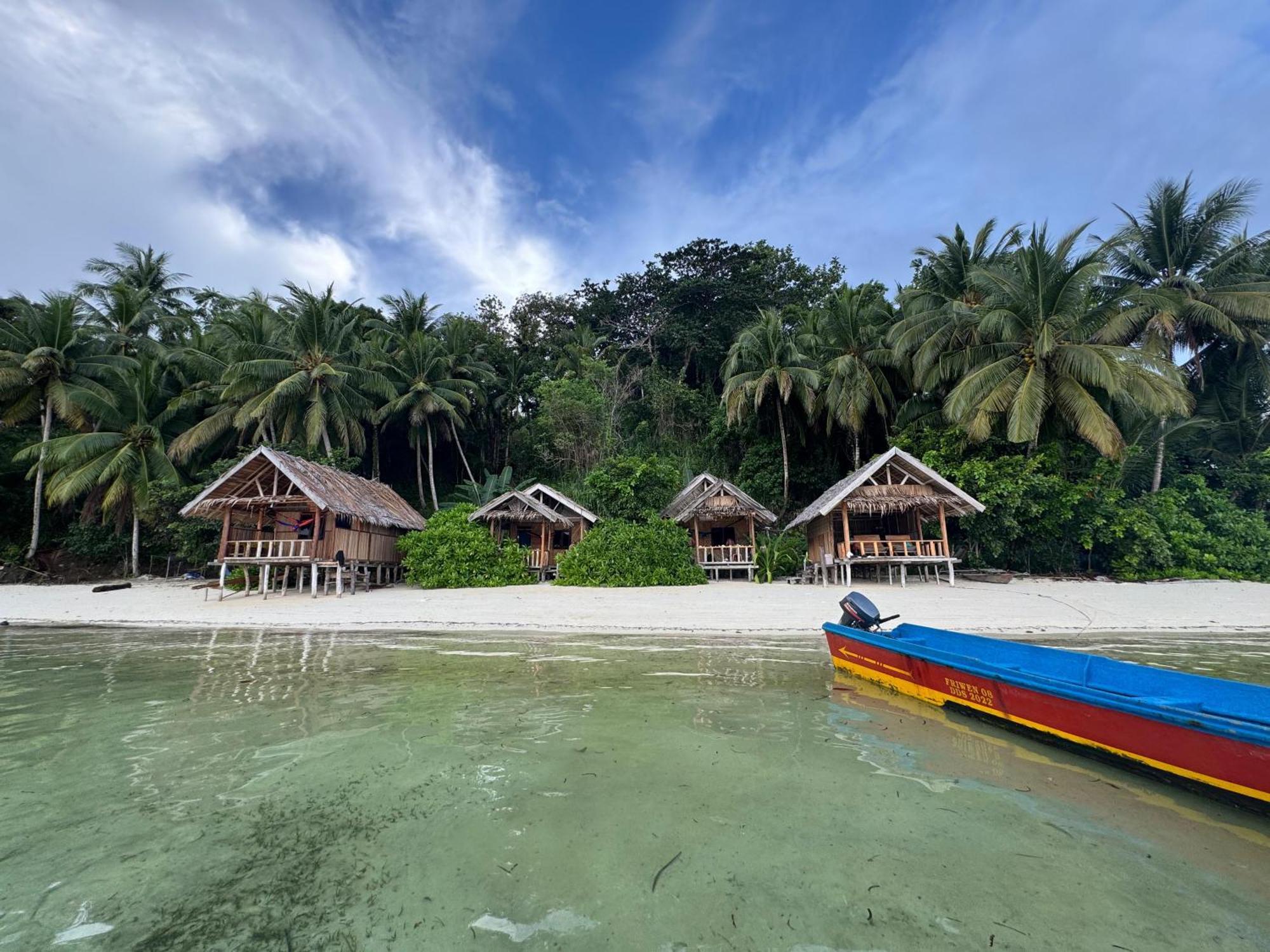 Amfriwen Homestay Yennanas Besir Exteriör bild